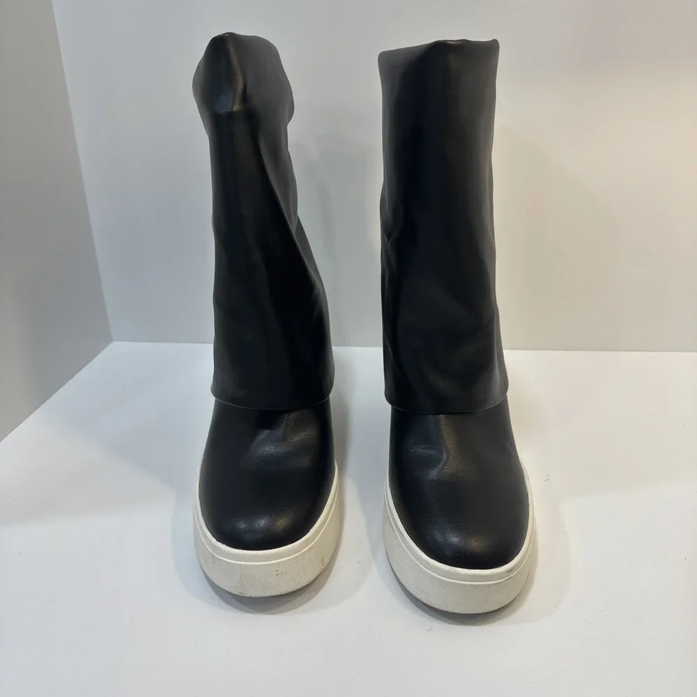 Guess Women's Guinna Ankle Boots Black Size 9M